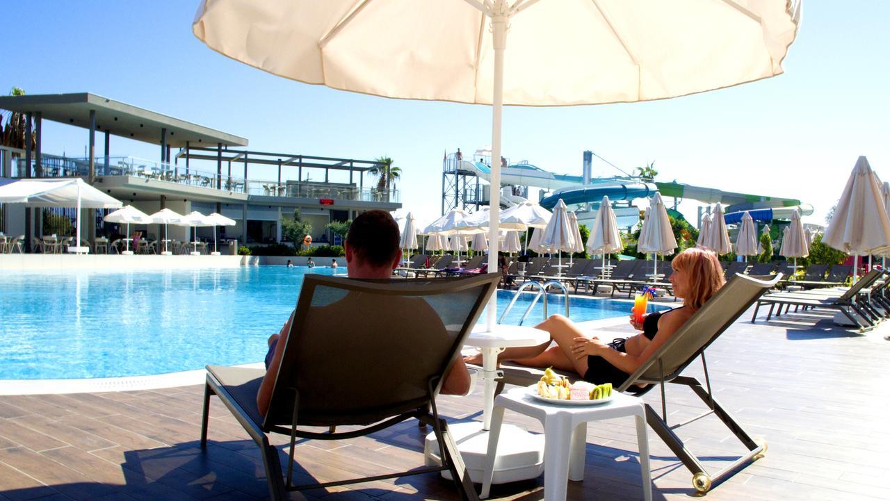 Riolavitas Resort & Spa シダ エクステリア 写真